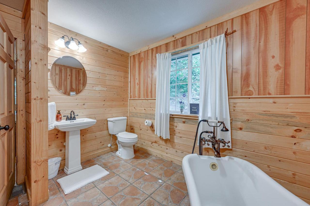 Smoky Mountain Cabin With Camping Area And Fire Pit! Whittier Exterior photo